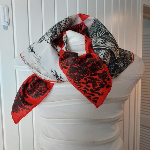 Philadelphia souvenir scarf by Glentex - Picture 7 of 9